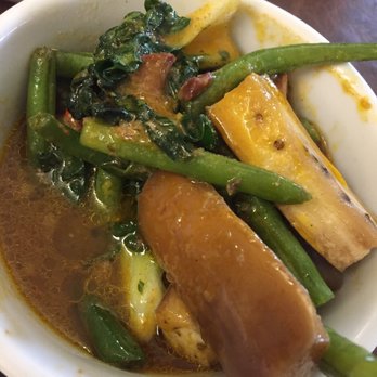 Inay's Kitchen - Kare Kare with crunchy green beans (I just wanted the sauce & veggies) THIS is just perfection over a bed of rice - Filipino Near Me - Ocoee, Florida