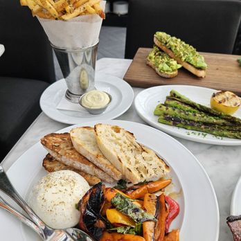 RH Rooftop Restaurant at RH Oak Brook - Breakfast & Brunch Near Me - Oak Brook, Illinois RH Rooftop Restaurant at RH Oak Brook - Breakfast & Brunch Near Me - Oak Brook, Illinois