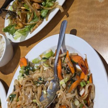 A Saigon Cafe - Vietnamese Near Me - Wailuku, Hawaii A Saigon Cafe - Vietnamese Near Me - Wailuku, Hawaii