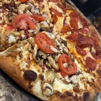 RICK’S PIZZA, BEER, & MORE - Updated April 2025 - 306 Photos & 310 ...