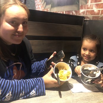 Negative 8C - Captain crunch an Oreos - Desserts Near Me - Gardena, California