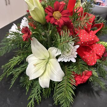 Melinda McCoy's Flowers - more cut marks flower already limping the day of arrival - Floral Designers Near Me - Long Beach, California Melinda McCoy's Flowers - more cut marks flower already limping the day of arrival - Floral Designers Near Me - Long Beach, California