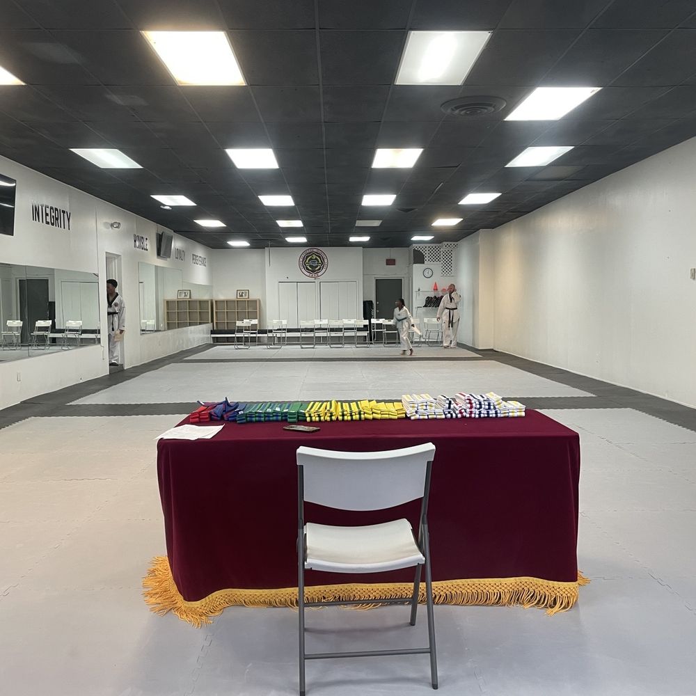 Yoo's Authentic Martial Arts - Studio - Martial Arts Near Me - Alexandria, Virginia Yoo's Authentic Martial Arts - Studio - Martial Arts Near Me - Alexandria, Virginia
