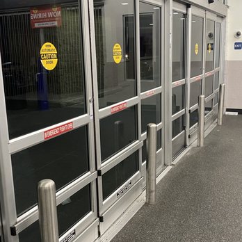 Walmart Supercenter - Locked home and pharmacy entrance at 8:45 pm - Department Stores Near Me - Chamblee, Georgia