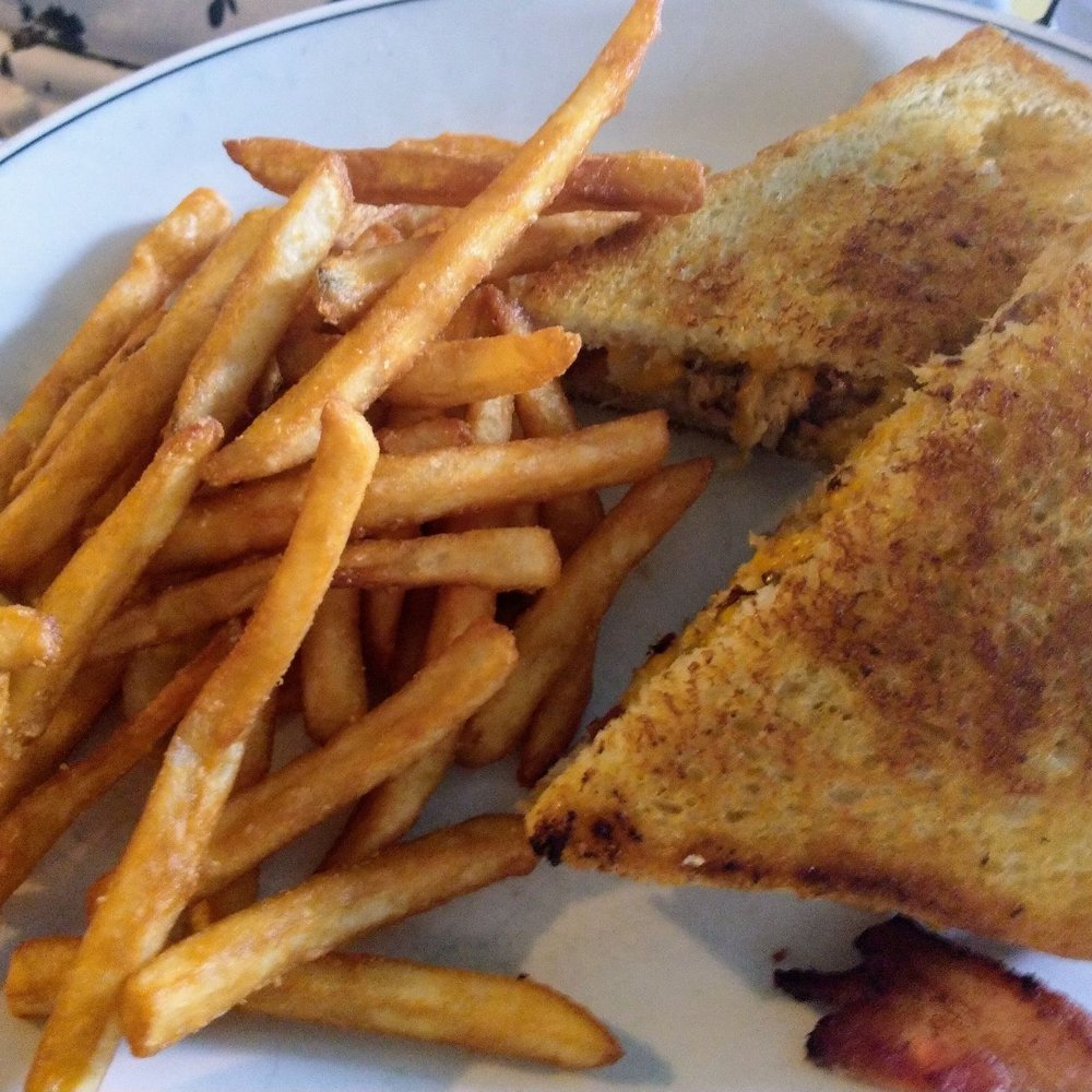 Cracker Box Restaurant - Tuna sandwich - American Near Me - Carson City, Nevada Cracker Box Restaurant - Tuna sandwich - American Near Me - Carson City, Nevada
