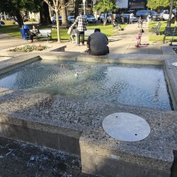 Healdsburg Plaza - Fountain