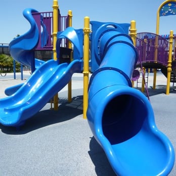 Green Park - smaller play structure - Parks Near Me - Huntington Beach, California Green Park - smaller play structure - Parks Near Me - Huntington Beach, California