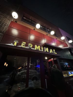 Le Terminal by null