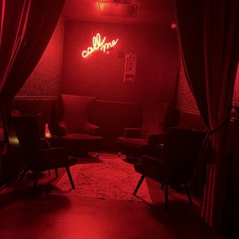 Anna's Place - Ambiance - Speakeasies Near Me - Omaha, Nebraska Anna's Place - Ambiance - Speakeasies Near Me - Omaha, Nebraska
