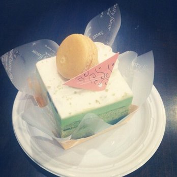 Audrey Bakery & Cafe - Green Tea Mousse Cake - Coffee & Tea Near Me - New York, New York