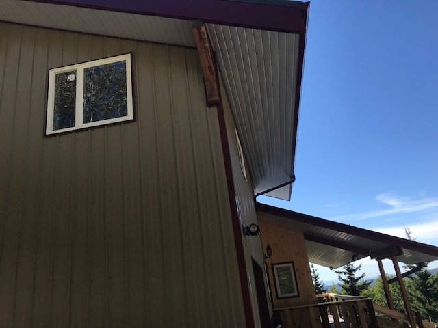 Slide of Pro Roofing