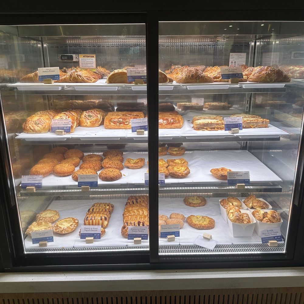 Paris Baguette - Coffee & Tea Near Me - Mt. Pleasant, South Carolina Paris Baguette - Coffee & Tea Near Me - Mt. Pleasant, South Carolina