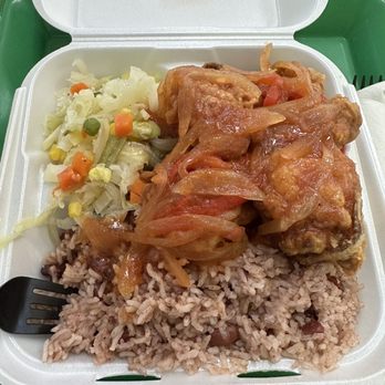 Donna's Home Caribbean Restaurant - Fried chicken - Caribbean Near Me - Hawthorne, California Donna's Home Caribbean Restaurant - Fried chicken - Caribbean Near Me - Hawthorne, California