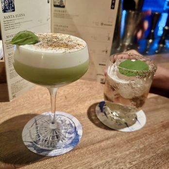 Baltra - The old George sour, best sour I have ever had - Bars Near Me - México, D.F., DIF