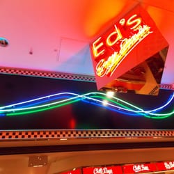 Ed's Easy Diner