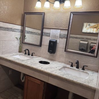 Coastal Grill - Restroom - American Near Me - Galveston, Texas