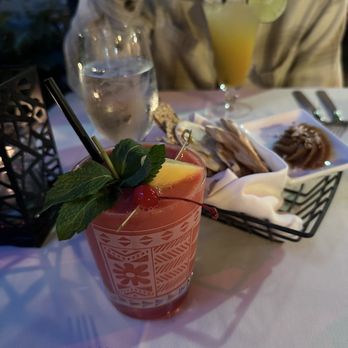 Trader Vic's - Coral reef (non-alcoholic) - Hawaiian Near Me - Atlanta, Georgia Trader Vic's - Coral reef (non-alcoholic) - Hawaiian Near Me - Atlanta, Georgia