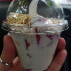 Fruta Xpress - Mini fresas con crema