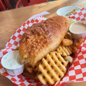 Hotbird - Nashville fried fish - Comfort Food Near Me - Oakland, California Hotbird - Nashville fried fish - Comfort Food Near Me - Oakland, California