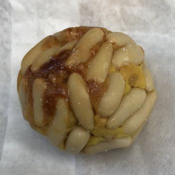 Otaegui - Pignoli nut cookie - Bakeries Near Me - Donostia-san Sebastian, SS