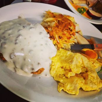Paula's Pancake House - Chicken fried steak and eggs - Breakfast & Brunch Near Me - Solvang, California