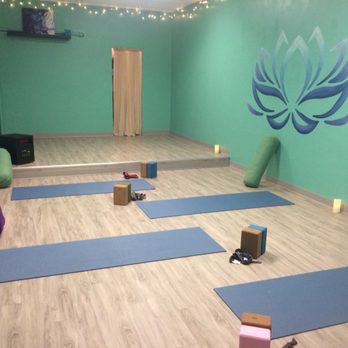 Stevens Point Yoga Lounge - Single & Group private lessons available. Prices start at $40/hour - Yoga Near Me - Stevens Point, Wisconsin Stevens Point Yoga Lounge - Single & Group private lessons available. Prices start at $40/hour - Yoga Near Me - Stevens Point, Wisconsin