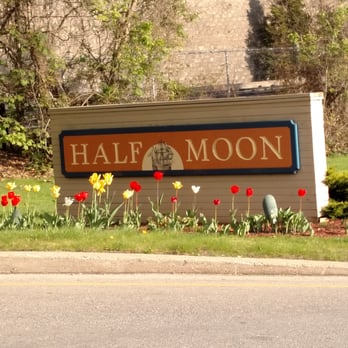 Half Moon - New American Near Me - Dobbs Ferry, New York Half Moon - New American Near Me - Dobbs Ferry, New York