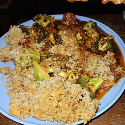 Hunans Chinese Restaurant - Delicious spicy beef and broccoli