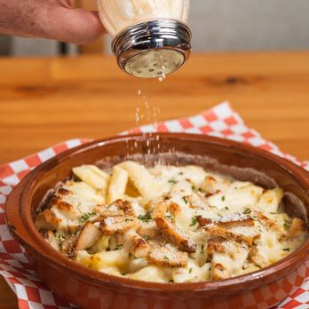 Pizza Station 826 - Alfredo Pasta - Pizza Near Me - Hialeah, Florida Pizza Station 826 - Alfredo Pasta - Pizza Near Me - Hialeah, Florida