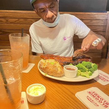 Outback Steakhouse - Whole rack ribs Loaded bake potato and Broccoli - Steakhouses Near Me - Woodbridge, Virginia Outback Steakhouse - Whole rack ribs Loaded bake potato and Broccoli - Steakhouses Near Me - Woodbridge, Virginia