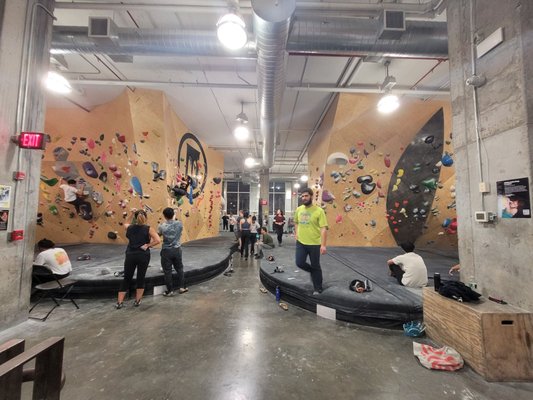 Brooklyn Boulders Queensbridge by null