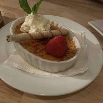 Ravello Italian Kitchen - Crème brûlée - Italian Near Me - Watertown, Massachusetts