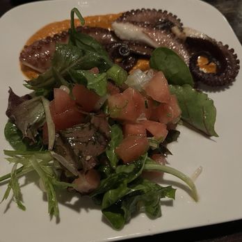 Niu Kitchen - Catalan Near Me - Miami, Florida