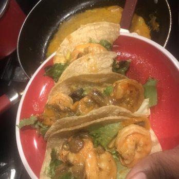 Da Shuga Shack - Shrimp tacos - Caterers Near Me Da Shuga Shack - Shrimp tacos - Caterers Near Me