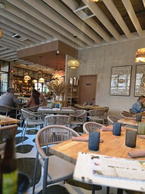 Brisa Restaurant & Bar by null