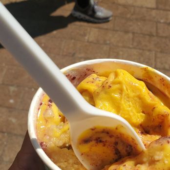 Banan - Kaimuki - Mango lassi with mac nut honey butter and blueberry honey jam - Ice Cream & Frozen Yogurt Near Me - Honolulu, Hawaii Banan - Kaimuki - Mango lassi with mac nut honey butter and blueberry honey jam - Ice Cream & Frozen Yogurt Near Me - Honolulu, Hawaii