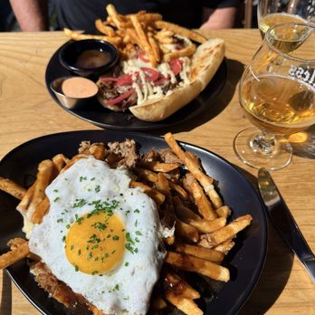 Monkless Belgian Ales - Poutine, beef dip sandwich - Belgian Near Me - Bend, Oregon Monkless Belgian Ales - Poutine, beef dip sandwich - Belgian Near Me - Bend, Oregon