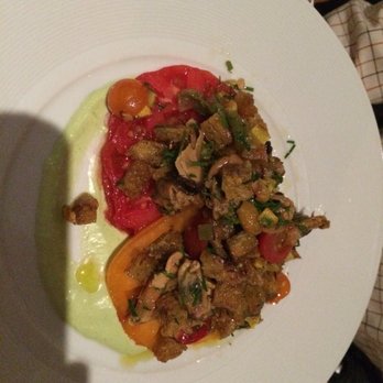 Mooncusser - Heirloom tomatoes, seared scallops, tomato gratin, chanterelles, basil - Seafood Near Me - Boston, Massachusetts Mooncusser - Heirloom tomatoes, seared scallops, tomato gratin, chanterelles, basil - Seafood Near Me - Boston, Massachusetts