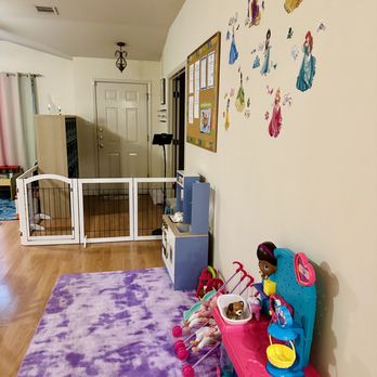 Kolibri Daycare - Preschools Near Me - Austin, Texas Kolibri Daycare - Preschools Near Me - Austin, Texas