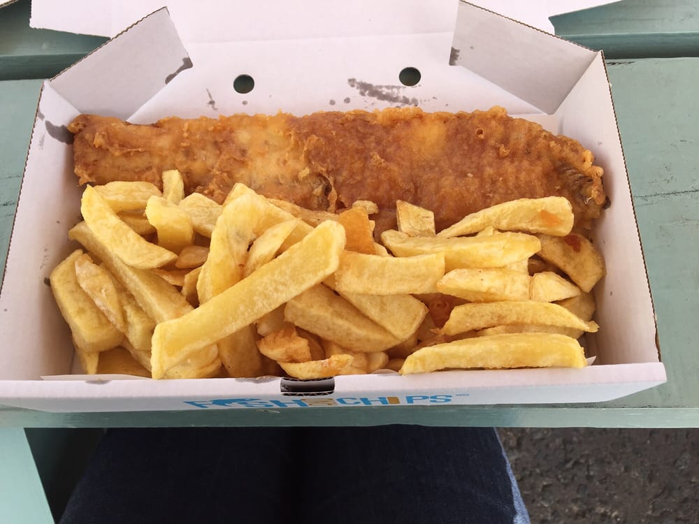MACKAYS FRYS Updated March 2025 7a Market Place, Eyemouth, Scottish Borders, United Kingdom