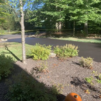 G. Campbell & Son Paving - front of driveway - Masonry/Concrete Near Me - Pipersville, Pennsylvania