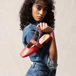 The Sol Collective - Just the right amount of pep! The pearl ballet flat is the perfect update to this trend. Stop in today to give them a try!