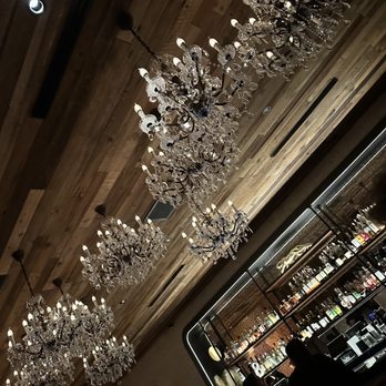 HIDE+SEEK - New American Near Me - Chicago, Illinois
