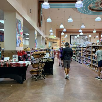 Trader Joe's - Line que - Grocery Near Me - Houston, Texas Trader Joe's - Line que - Grocery Near Me - Houston, Texas