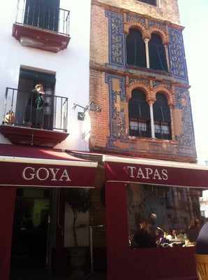 Bar Goya by null