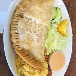 Mariscos El Cachanilla - Shrimp empanada