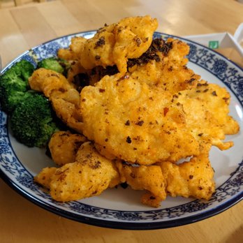 MDM Noodles - Crispy fish fillet - Chinese Near Me - Brighton, Massachusetts