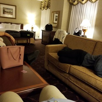 The Drake - Room 211# big on corner but dirty - Hotels Near Me - Chicago, Illinois