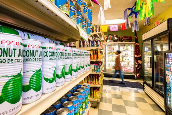 Bymore Supermercado by null