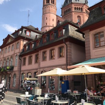 Dom-Cafe - Im Schatten des Domes - Cafes Near Me - Mainz, RP